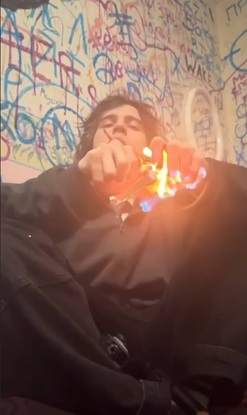 694b446c0eb7e_1766540396 - изображение на LocalQQ