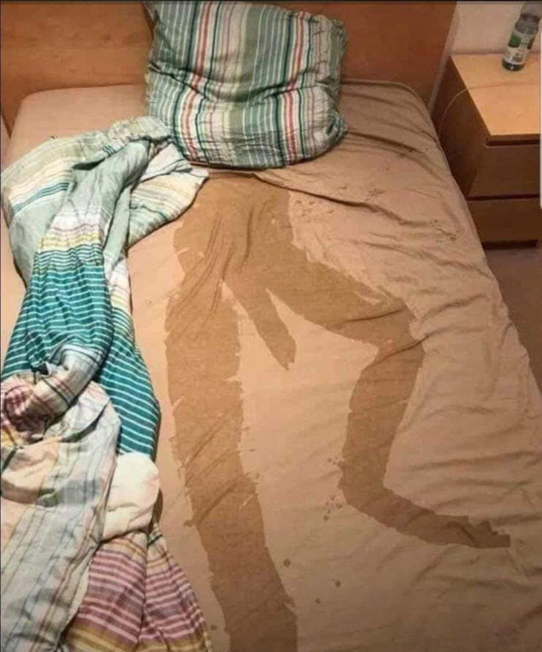 6911288e38ca3_1762732174 - изображение на LocalQQ