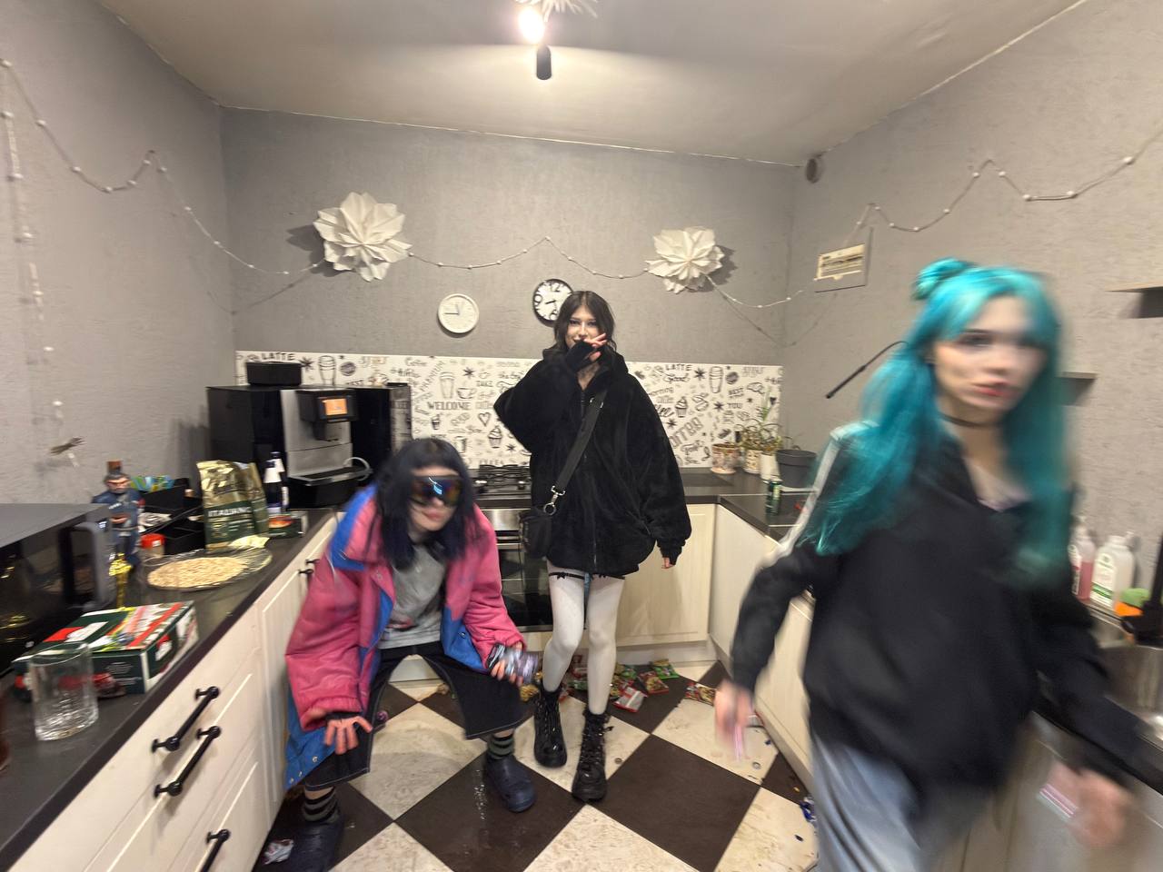 telegram-cloud-photo-size-2-5294096592111604733-y - изображение на LocalQQ