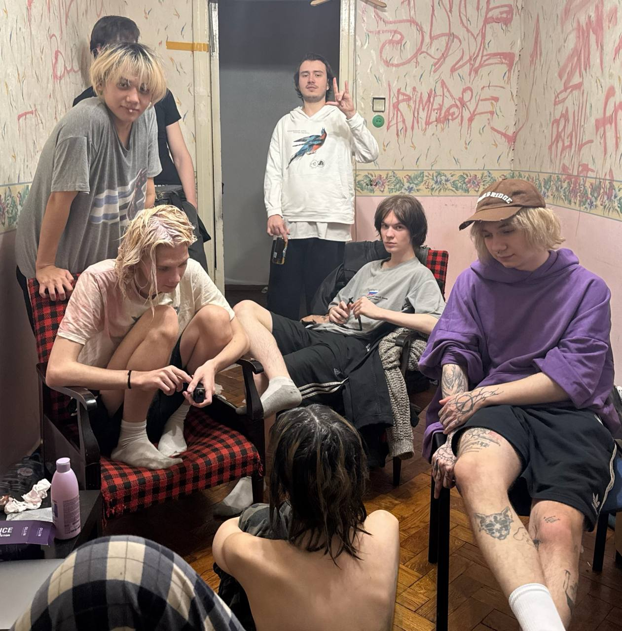 69447e6e8452e_1766096494 - изображение на LocalQQ