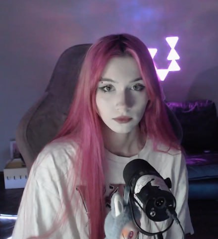 photo_2025-10-19_23-45-14 - изображение на LocalQQ